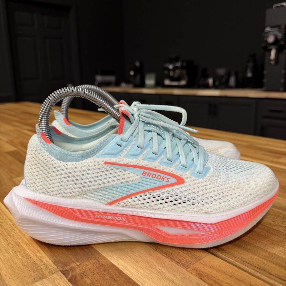 Brooks Hyperion 3 Womens Size 7 Blue Pink White Athletic Running Shoes Sneakers